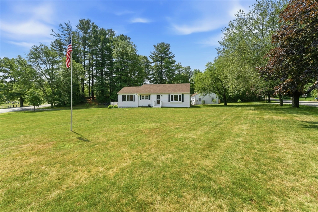 71 School St, Upton, MA Photo #41
