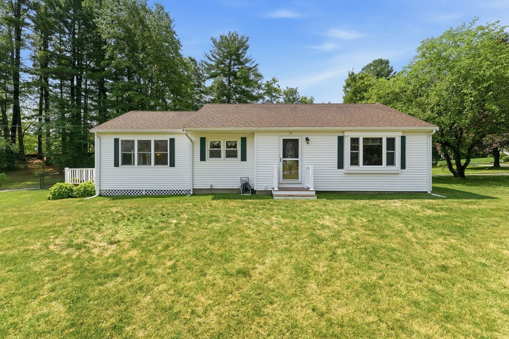 71 School St, Upton, MA Photo #28