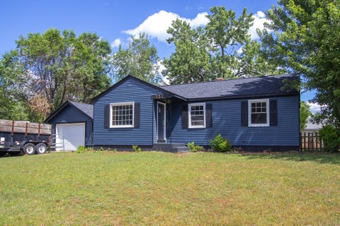 Photo of 127 Gelinas Dr, Chicopee, MA 01020 (MLS # 73542174)