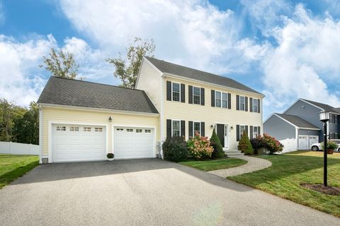 93 Mceachron Dr Stoughton MA 02072