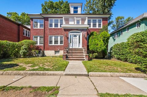91 Verndale St Brookline MA 02446