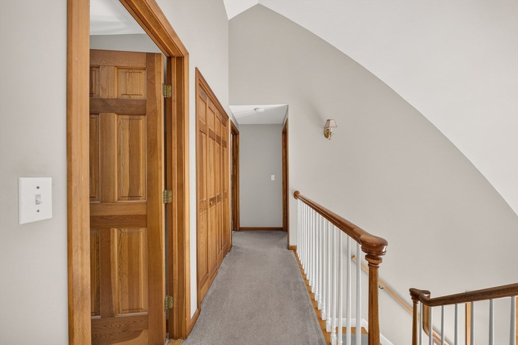 32 Slades Farm Ln, Dartmouth, MA Photo #28