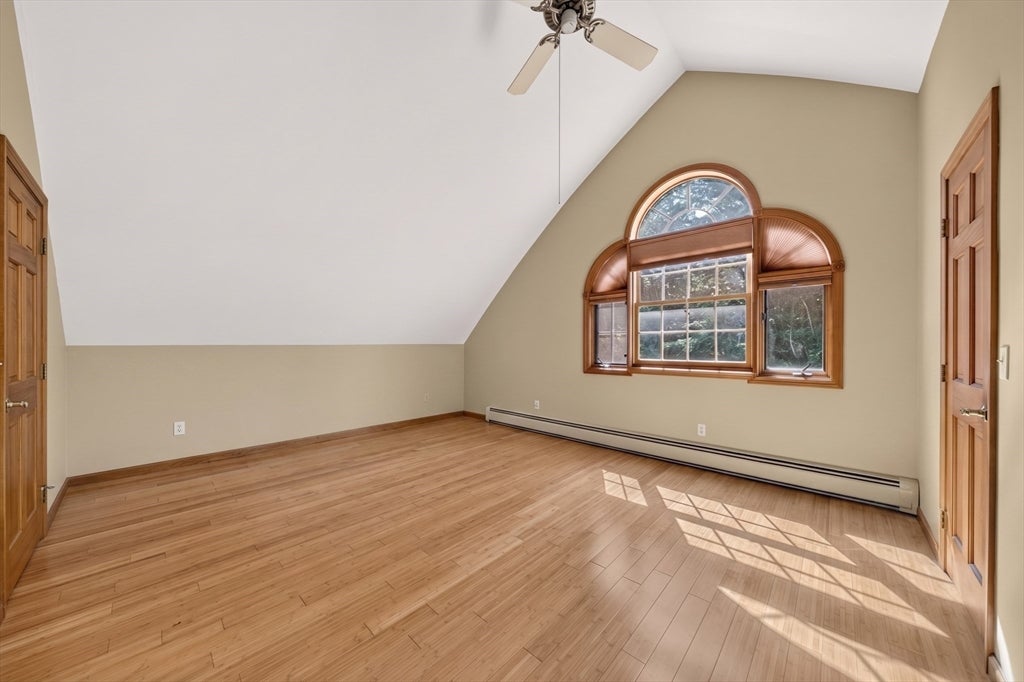 32 Slades Farm Ln, Dartmouth, MA Photo #22