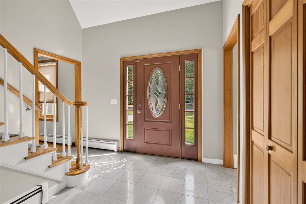 32 Slades Farm Ln, Dartmouth, MA Photo #5