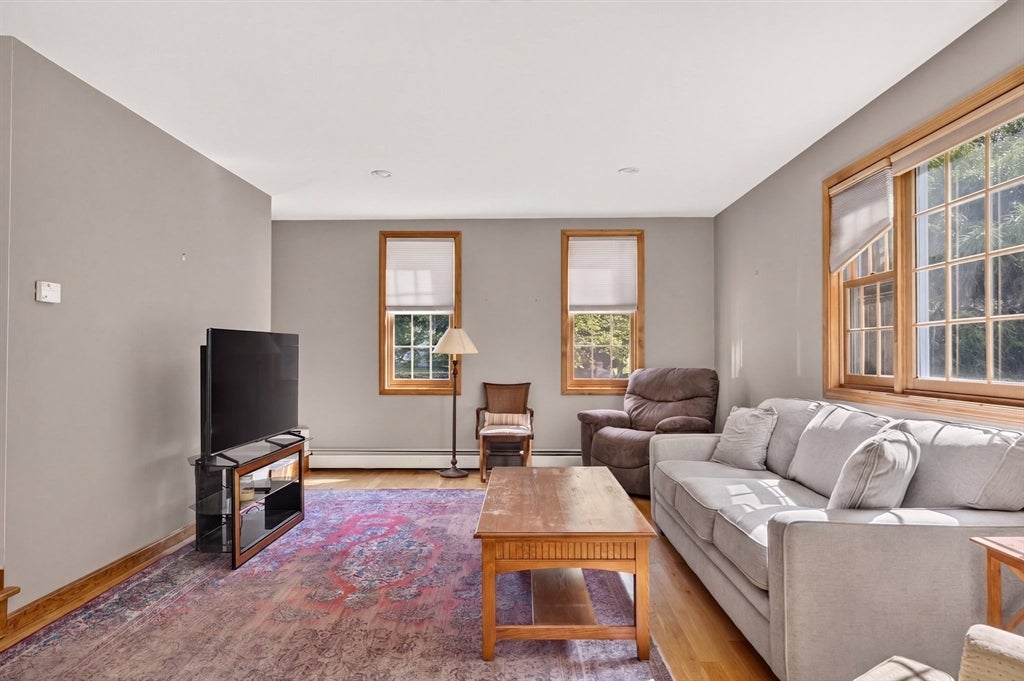 32 Slades Farm Ln, Dartmouth, MA Photo #19