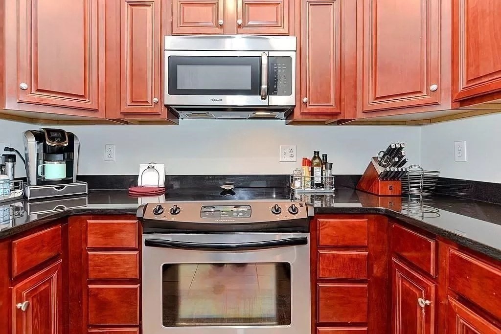 812 Franklin Street #A, Worcester, MA, 812 Franklin Street #A, Worcester, MA Photo #10
