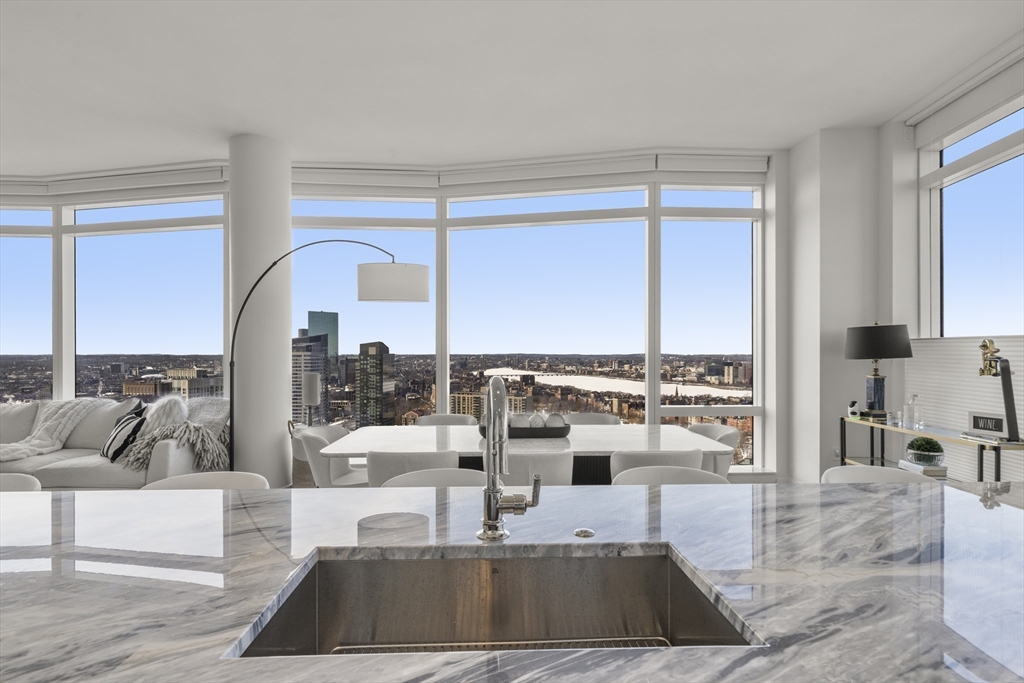 240 Devonshire St 3701