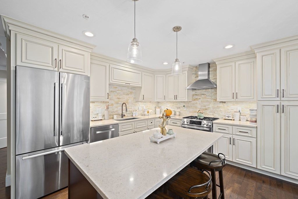 6 Audubon Way 6