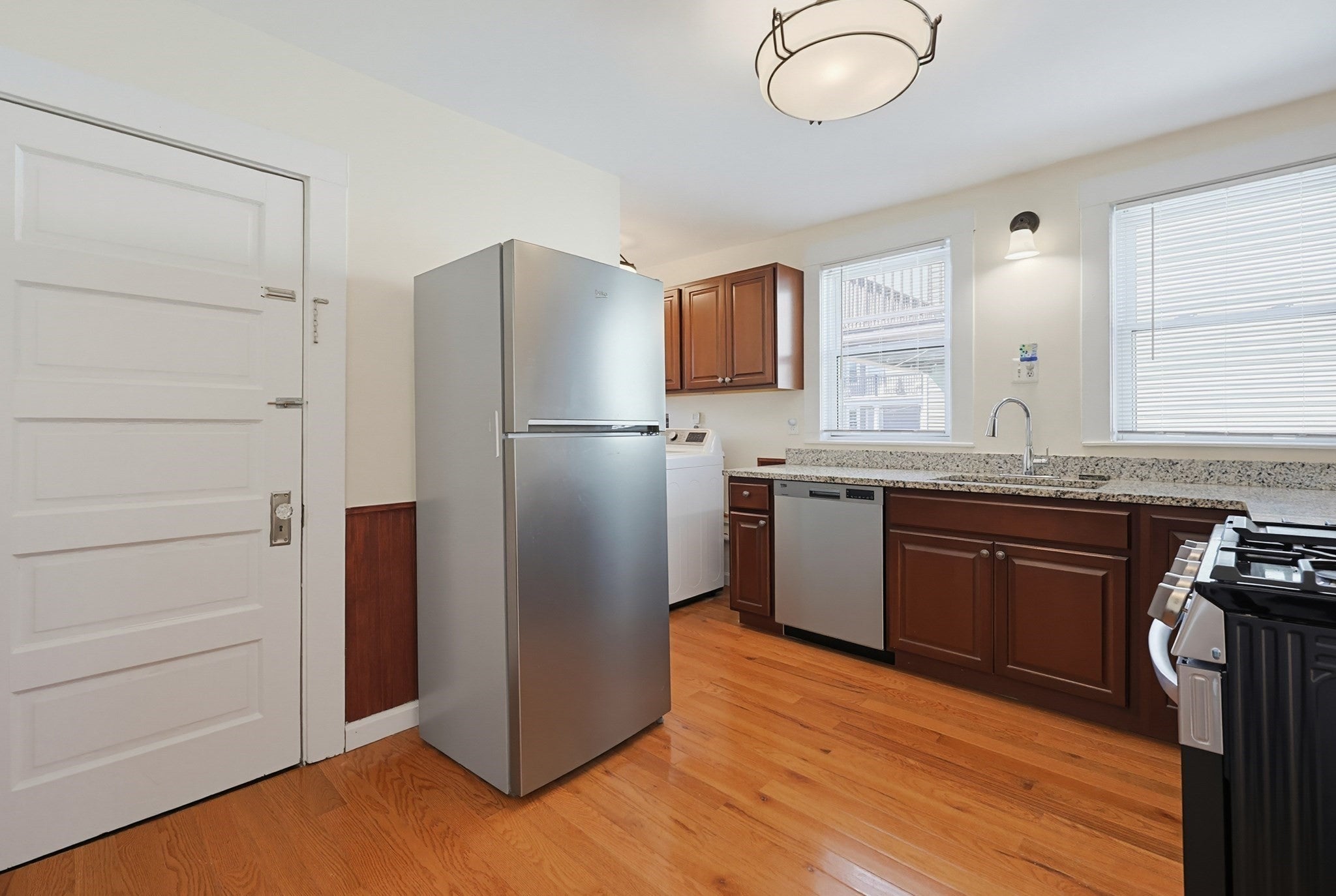 185 Savin Hill Ave #2, Boston, MA Photo #11