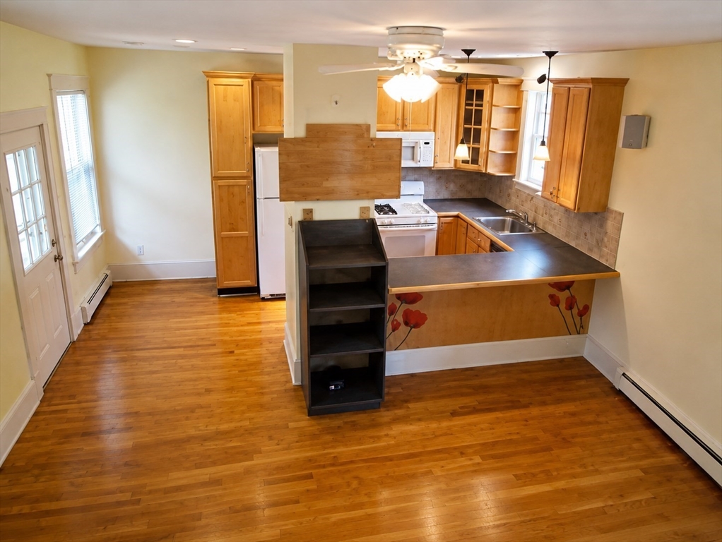74 Bacon St 2