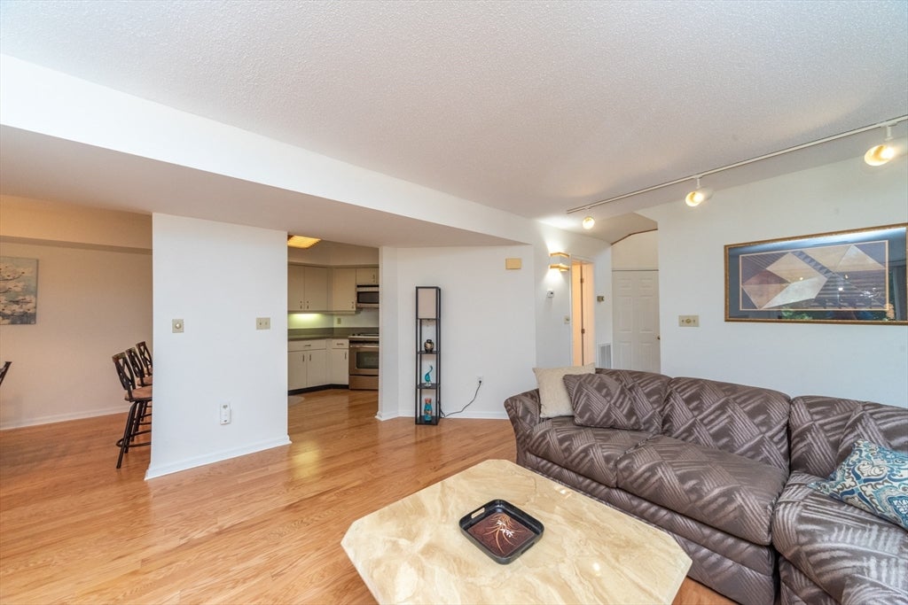 8 Canvasback Way 8