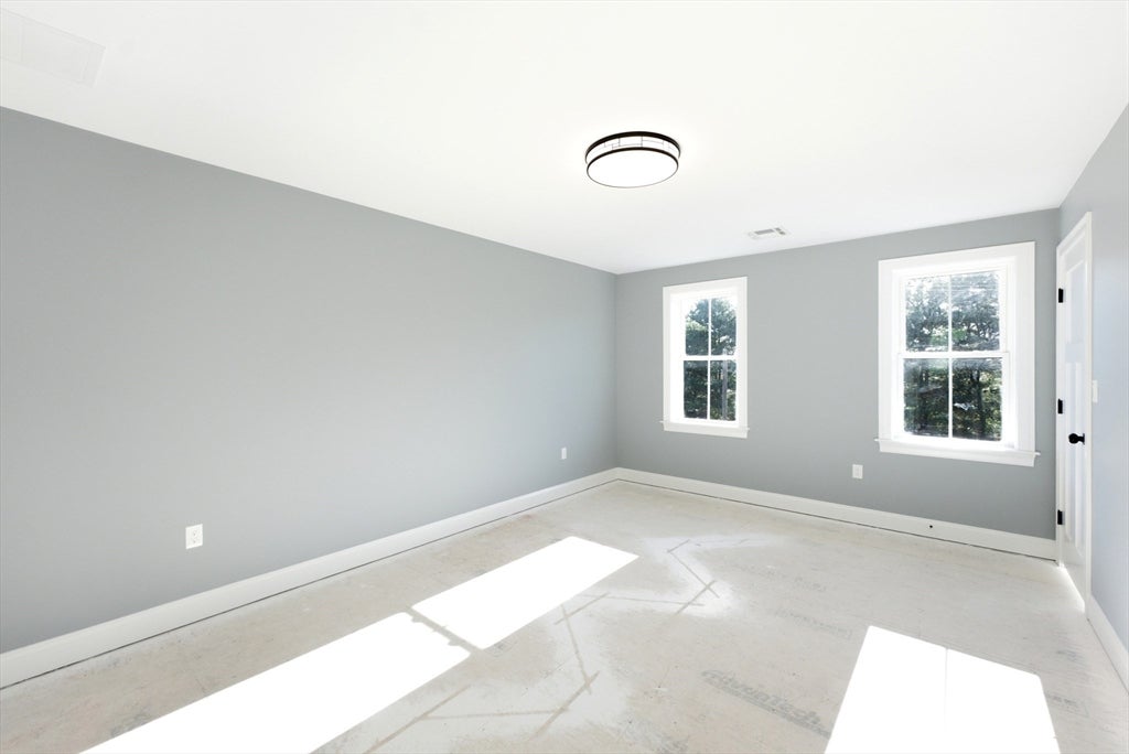 158 Plain St, Bridgewater, MA, 158 Plain St, Bridgewater, MA Photo #24