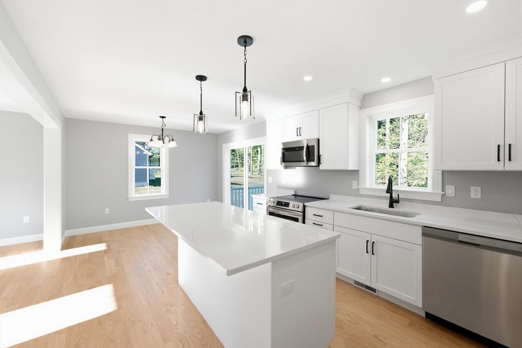 158 Plain St, Bridgewater, MA, 158 Plain St, Bridgewater, MA Photo #9