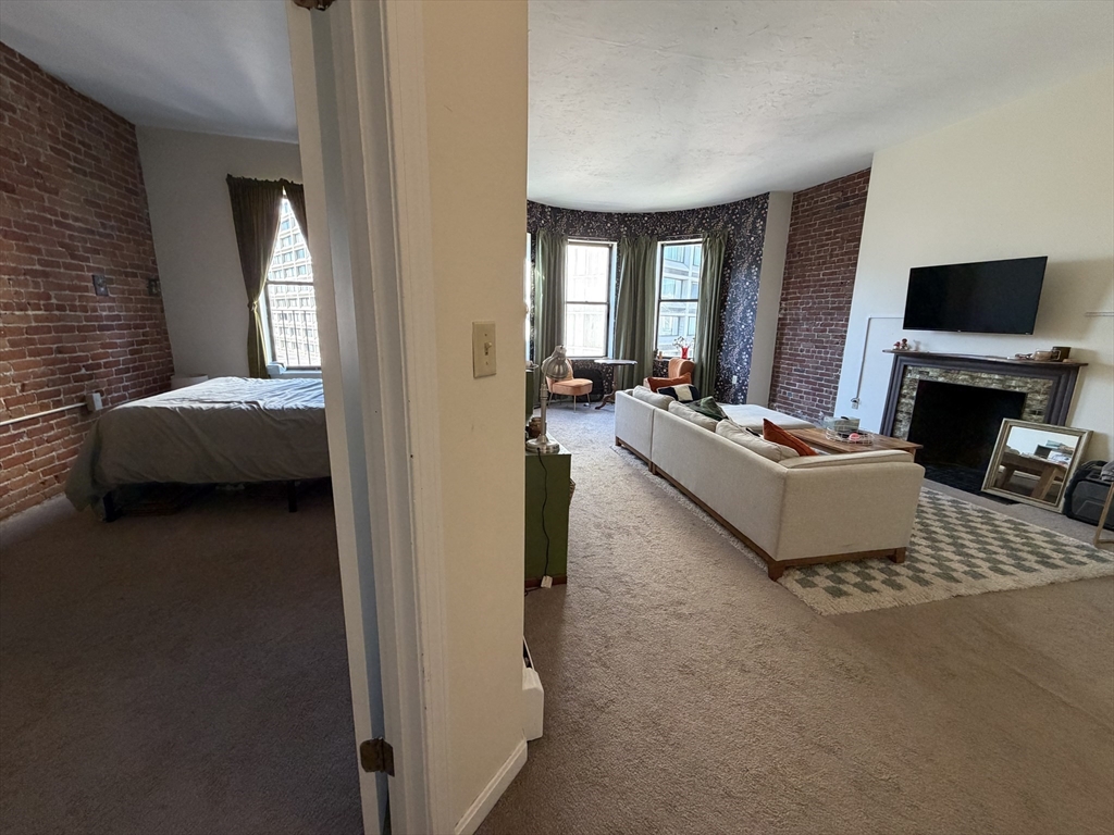 12 Westland Ave #4, Boston, MA Photo #2