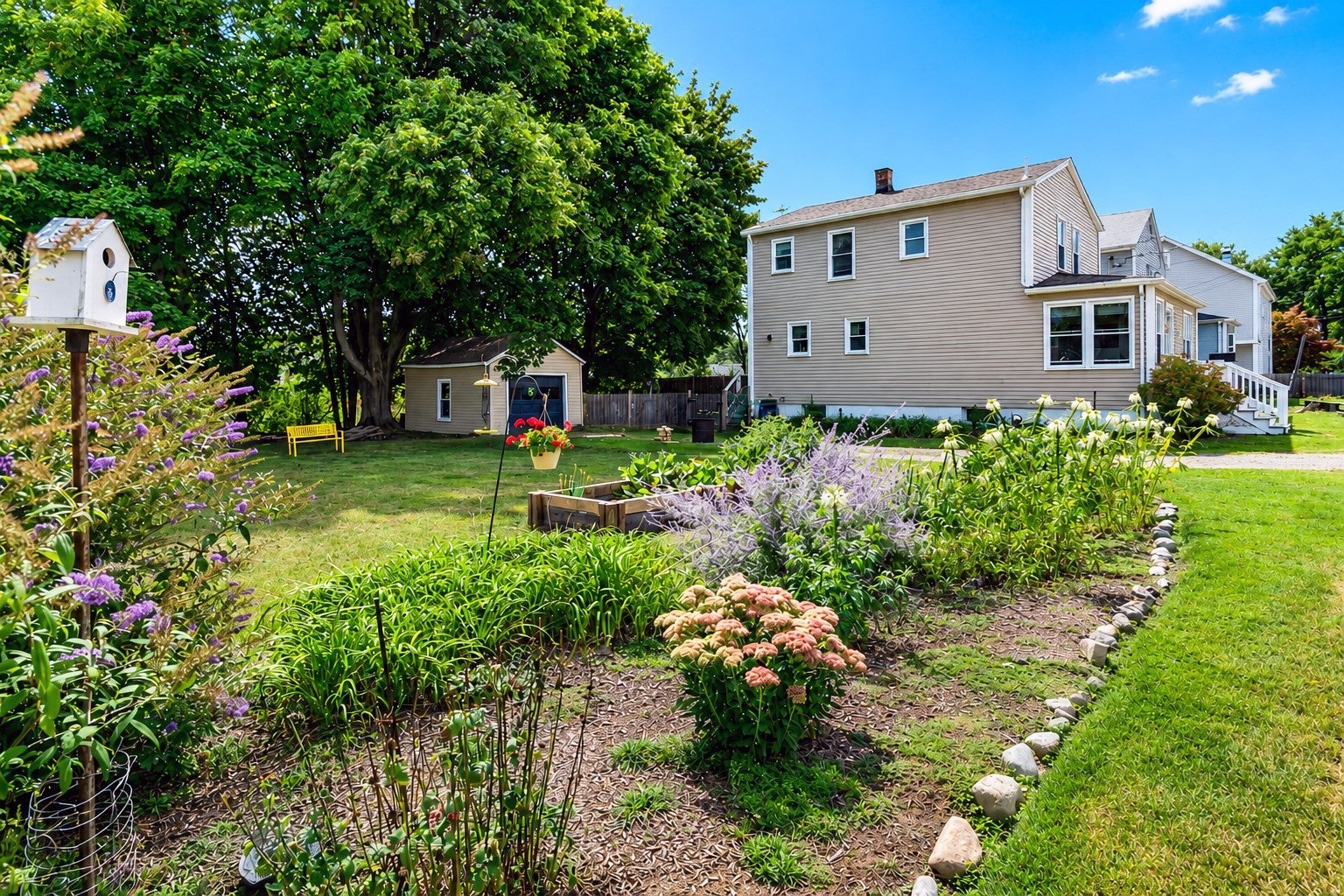 5 Walcott Rd