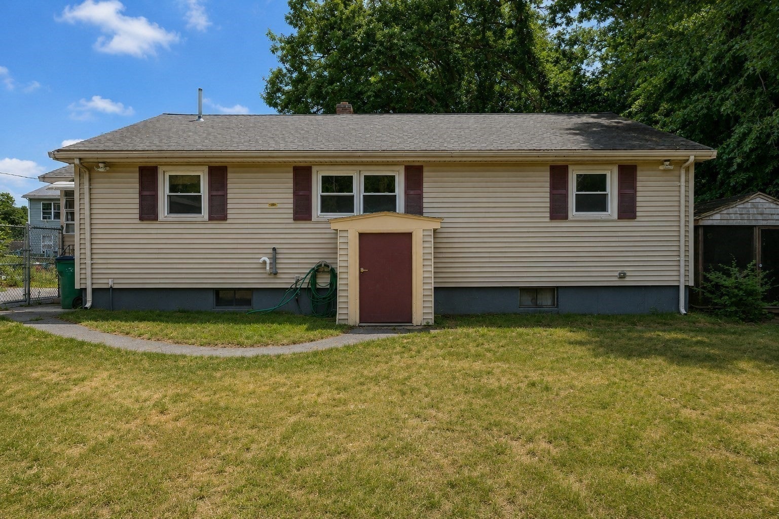 113 Halley Rd, Lowell, MA, 113 Halley Rd, Lowell, MA Photo #30