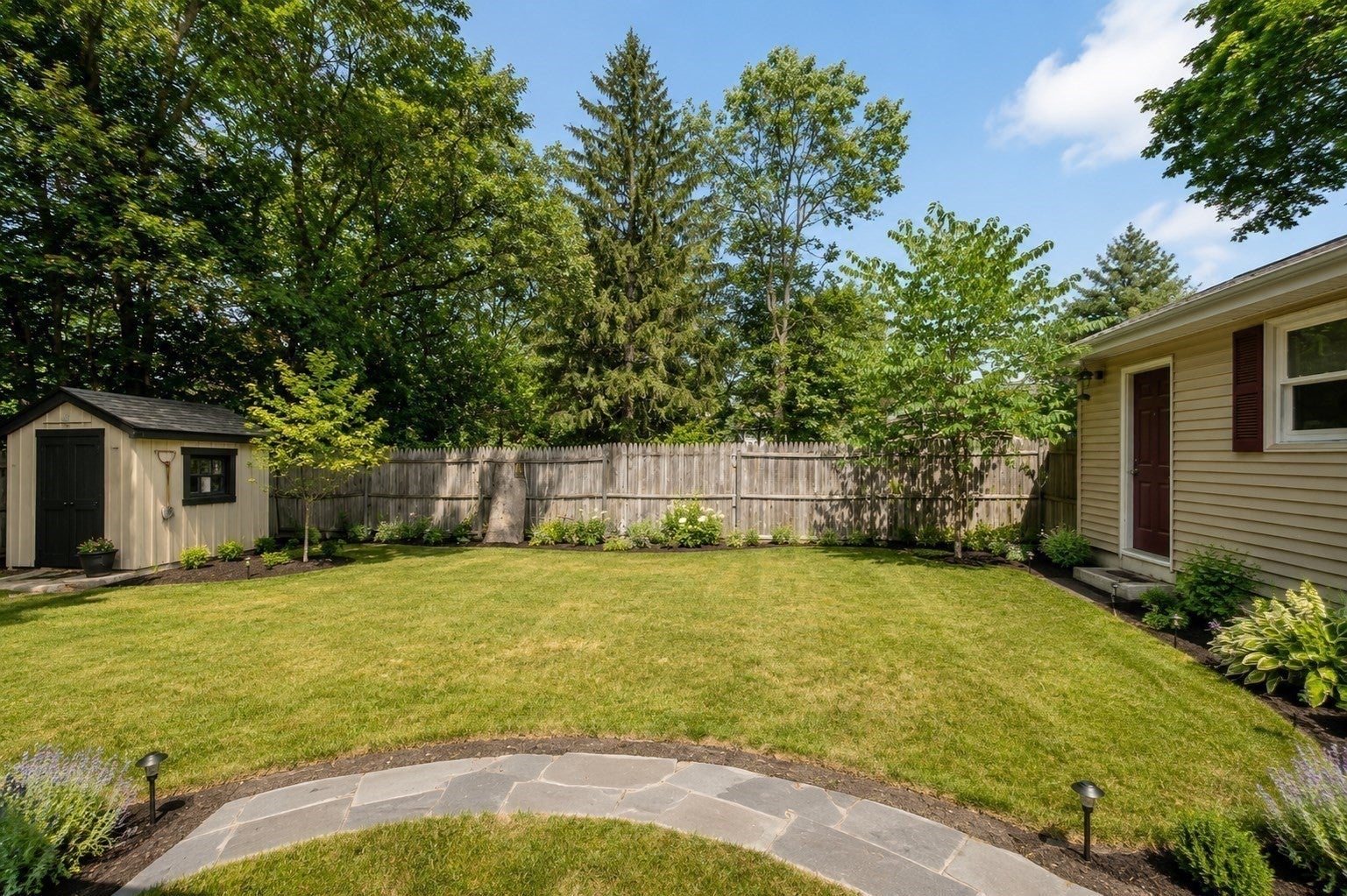 113 Halley Rd, Lowell, MA, 113 Halley Rd, Lowell, MA Photo #34