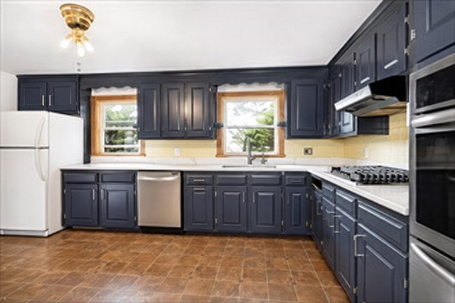 113 Halley Rd
