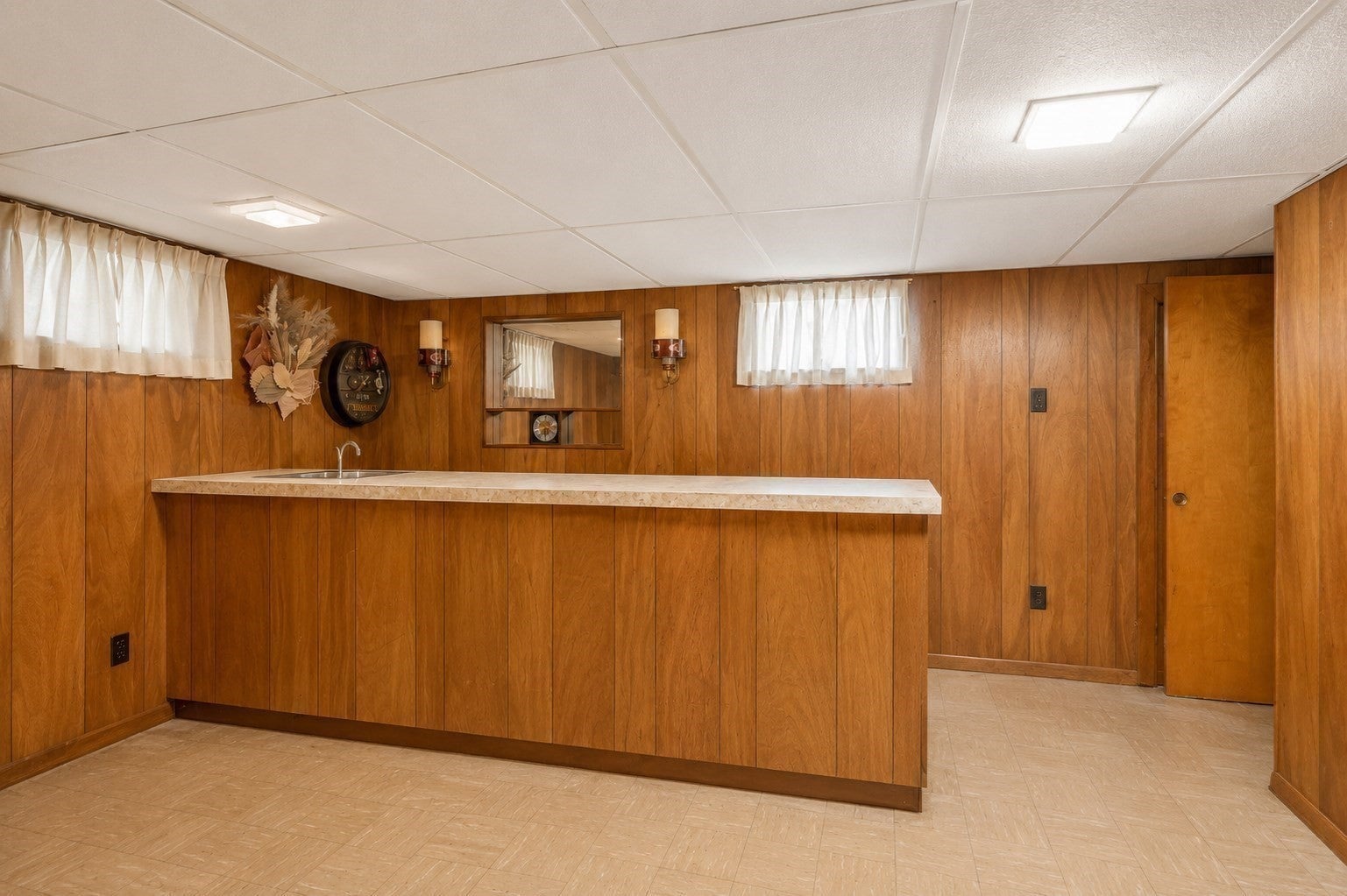113 Halley Rd, Lowell, MA, 113 Halley Rd, Lowell, MA Photo #22