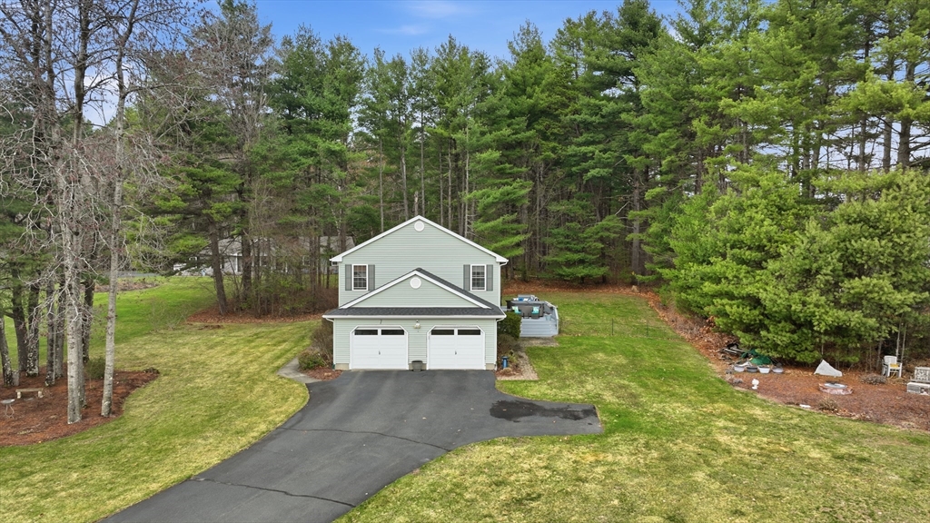 7 Hillside Meadows Dr