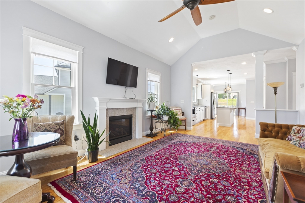 27 Compass Point Dr 27