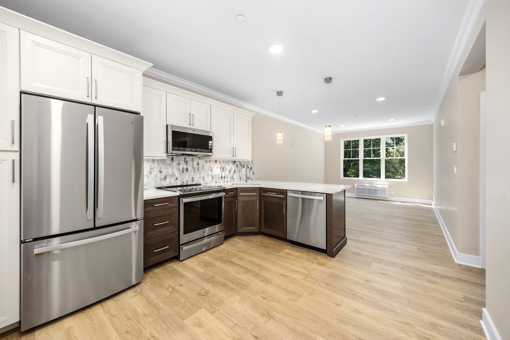 21 Totman Street 404