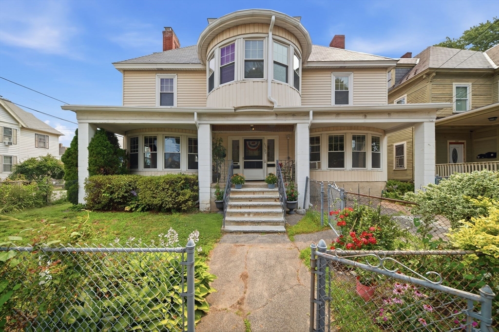 384-386 High St