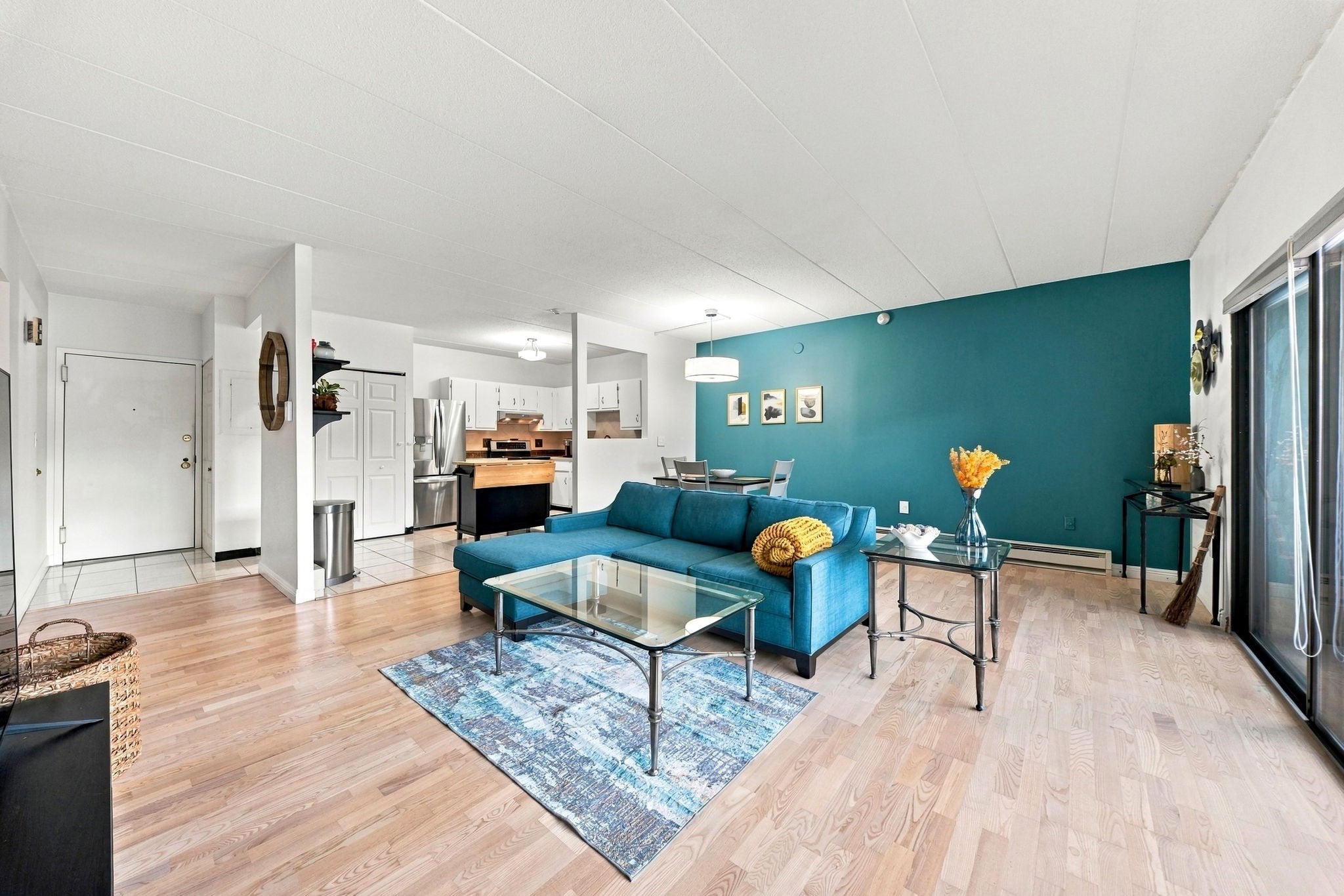 235 Wintrop St 1102