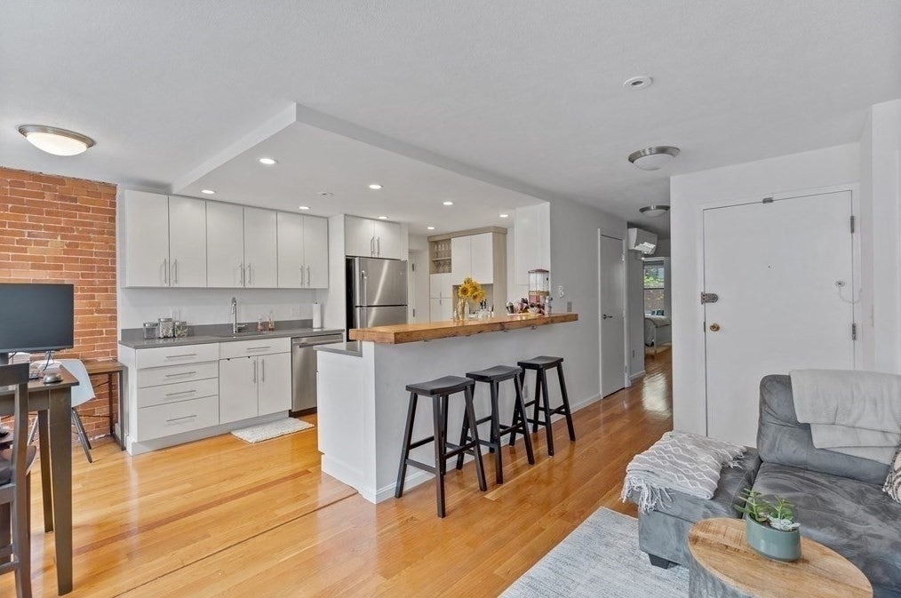 117 Fulton St #2, Boston, MA, 117 Fulton St #2, Boston, MA Photo #3