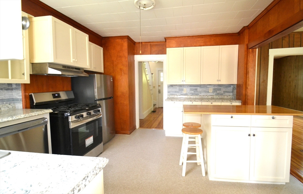 179 Main Street 179