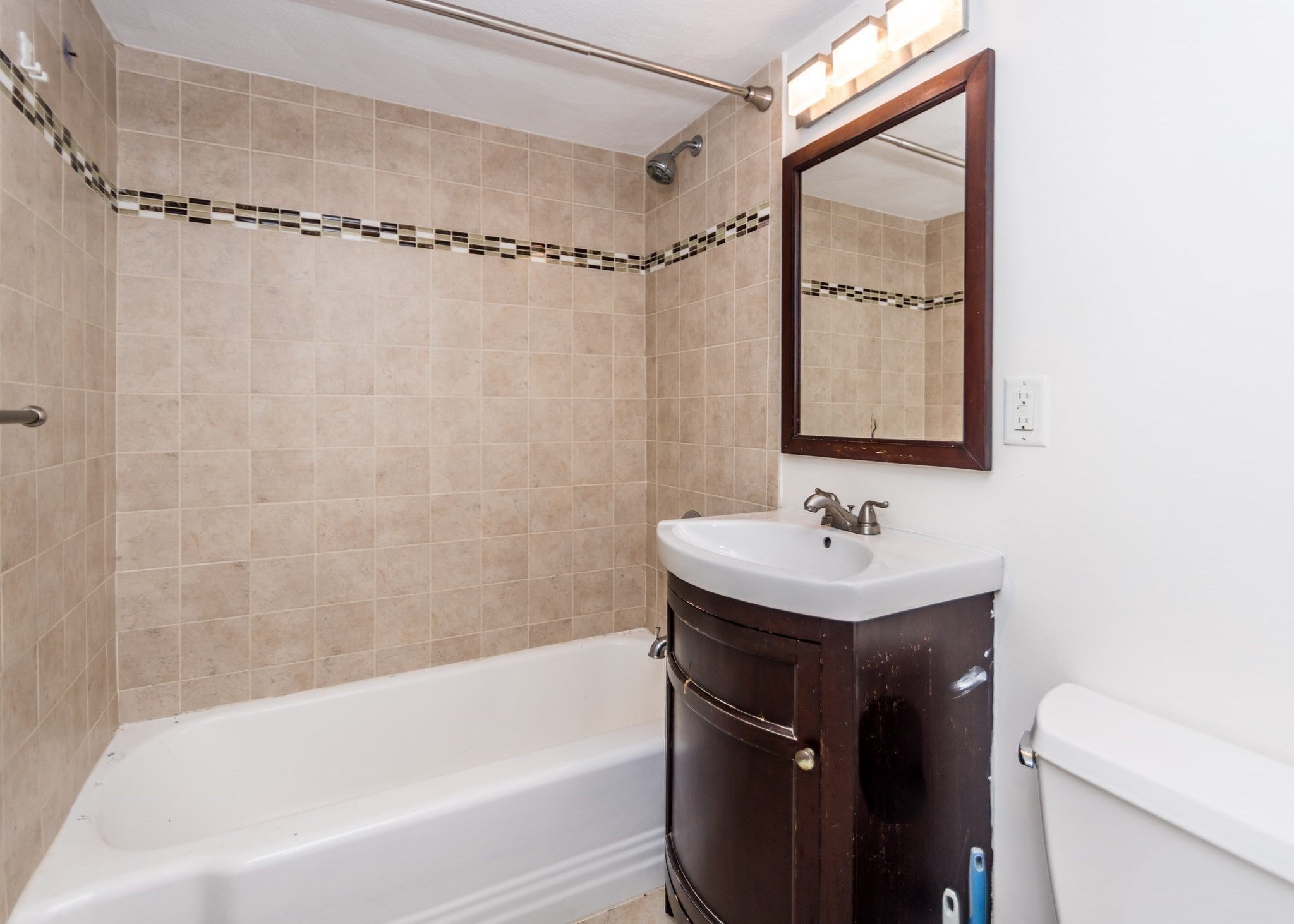 1105 Lexington Street #4-1, Waltham, MA Photo #6