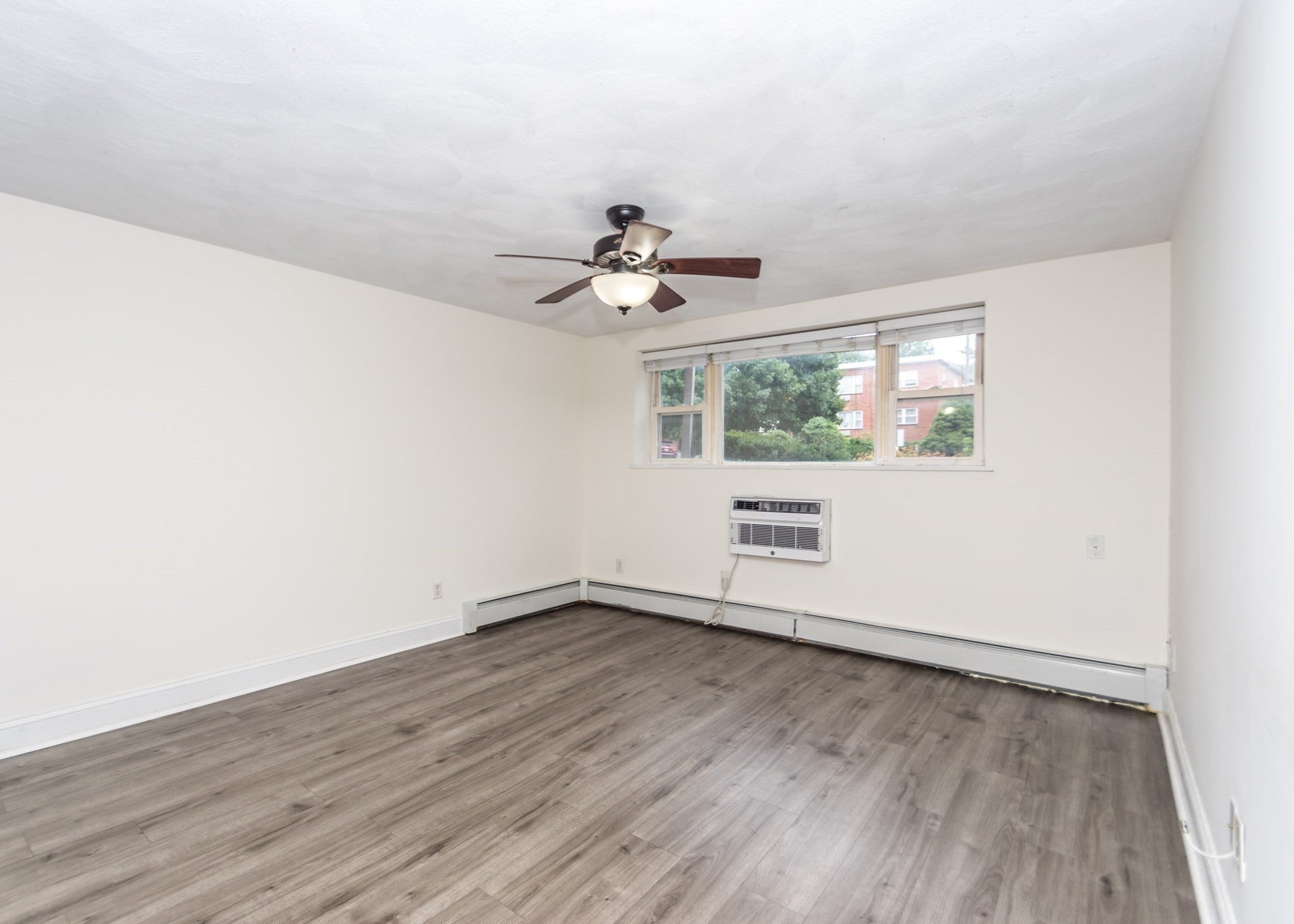1105 Lexington Street #4-1, Waltham, MA Photo #8