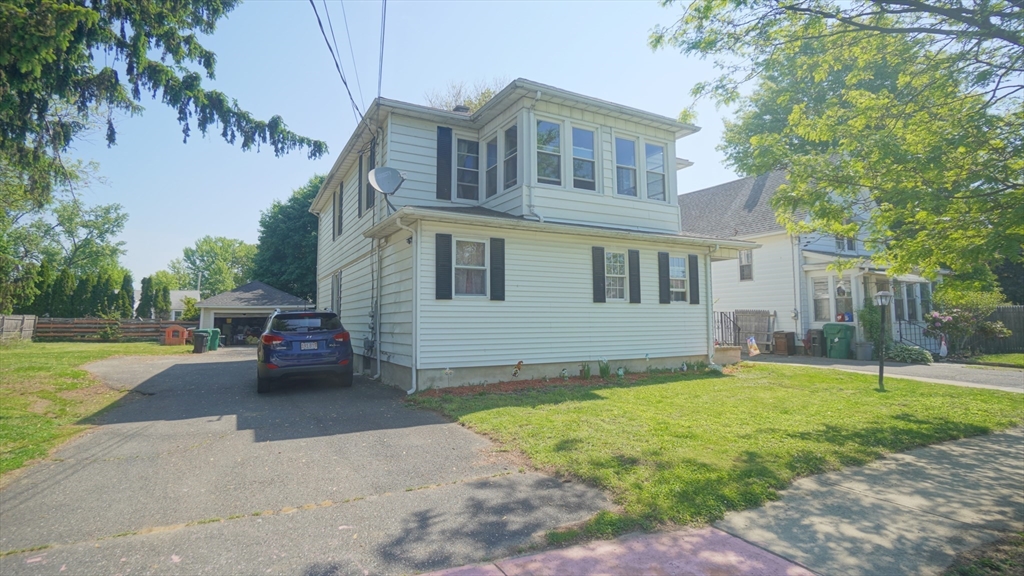 92 Walter St