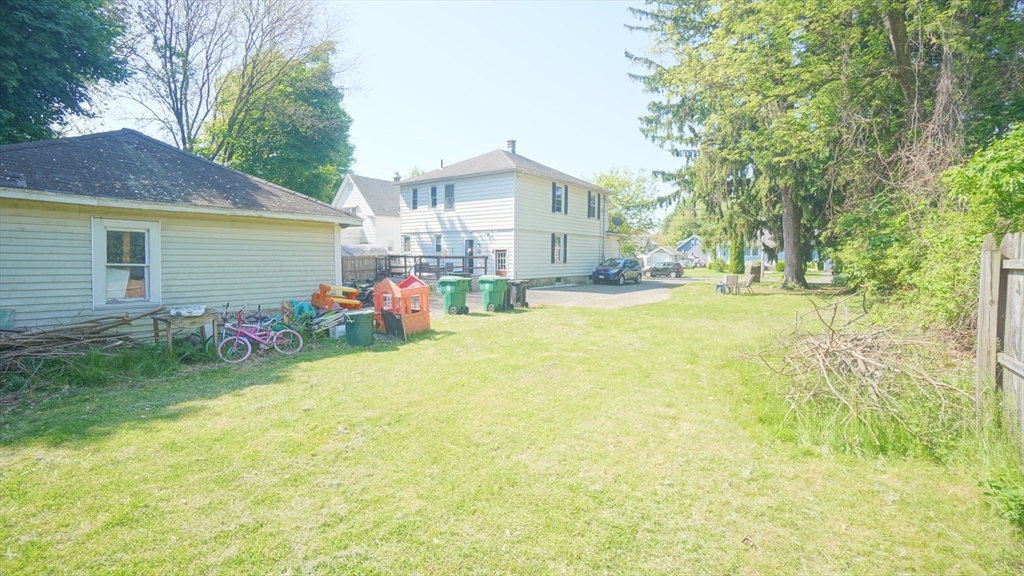 92 Walter St