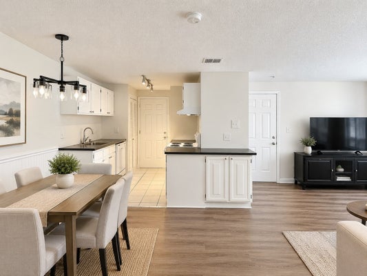 14 WALDEN DR APT 4, NATICK, MA 01760 - Image 07c4c2fc8eb8f20b3047dbda37205a7d/3611976313