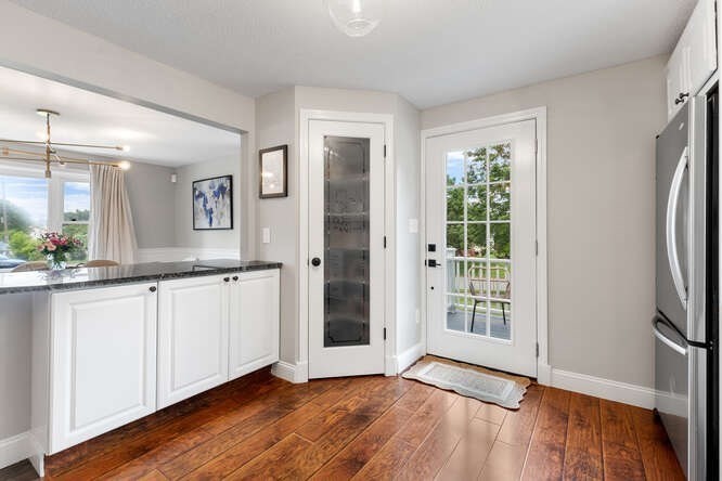 151 Whitehall Rd