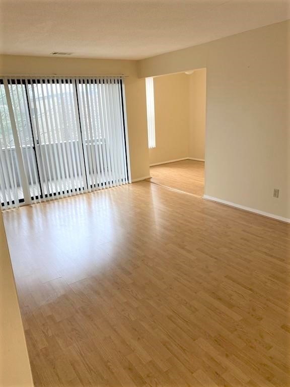 32 Shrewsbury Green Dr J