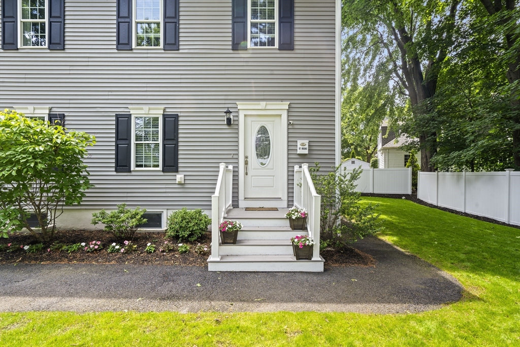 157 Brooks St