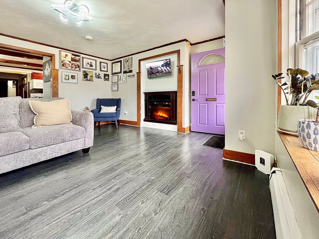 227 Colonel Bell Dr 227