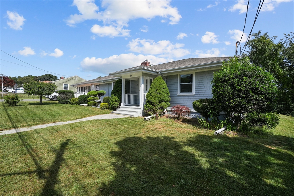 138 Bourn Ave