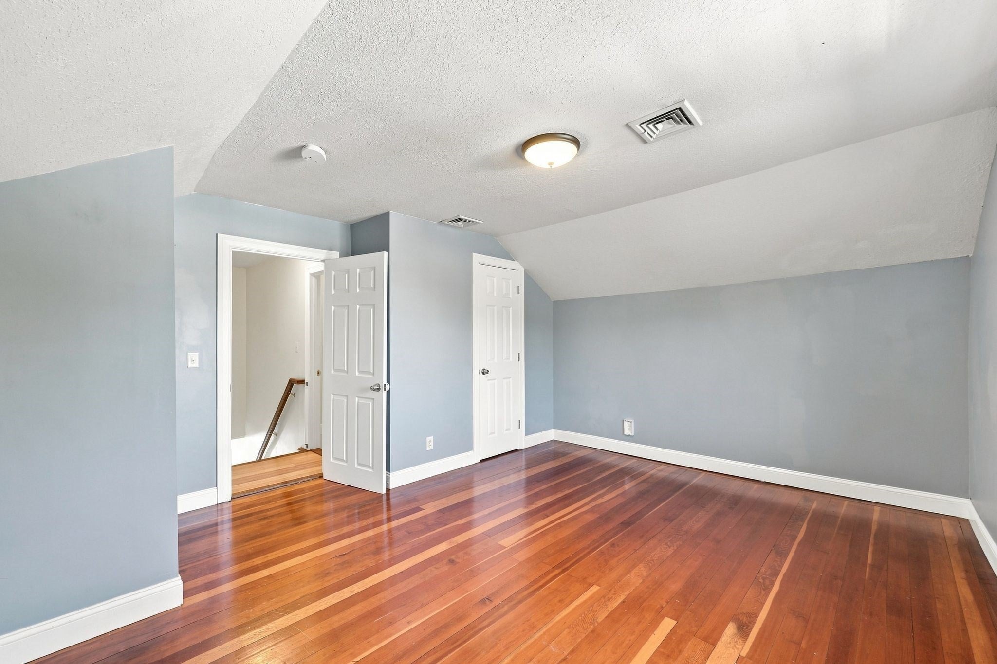 8 Caddyshack Dr, Chicopee, MA Photo #33
