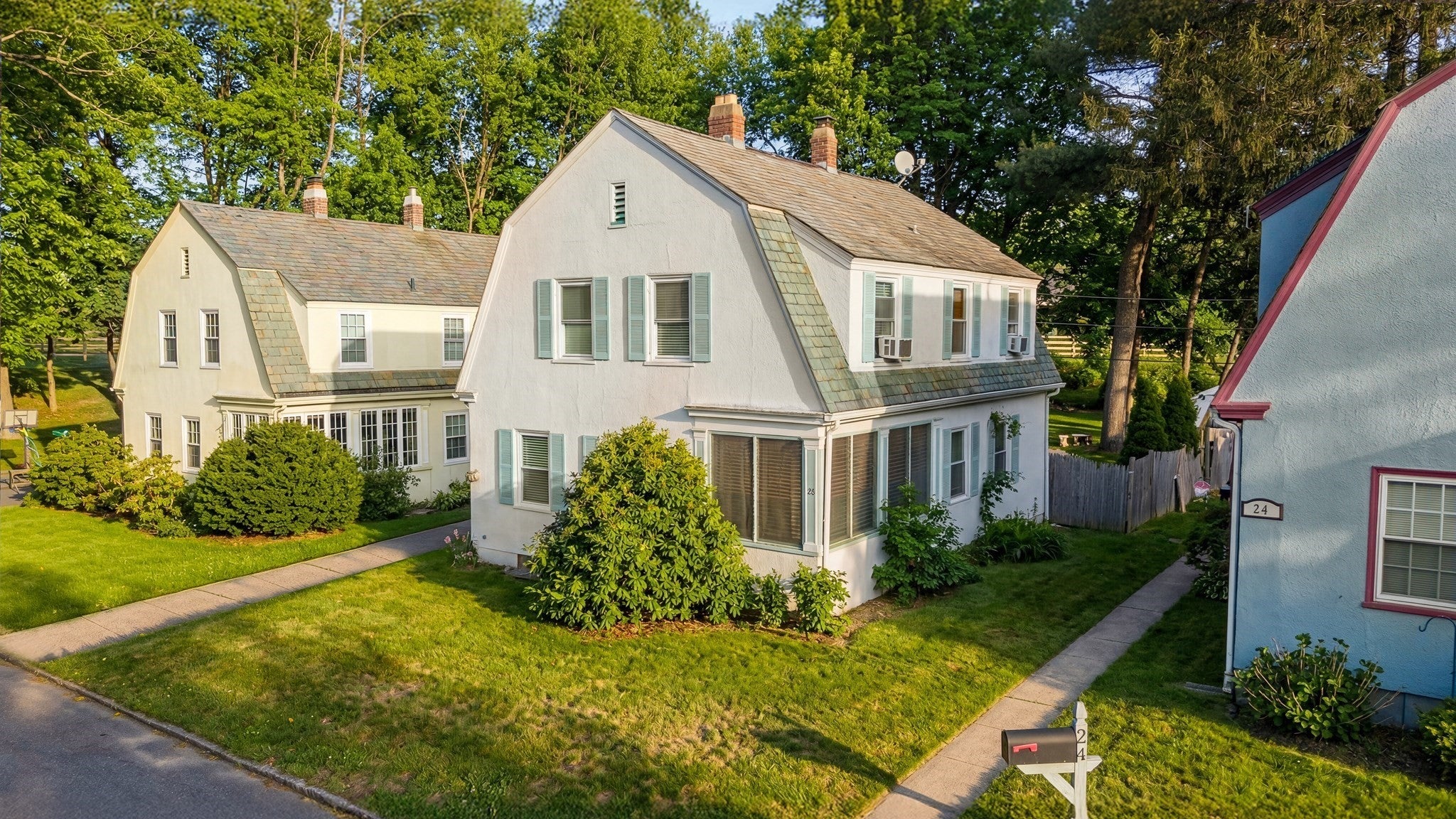 28 Maple Street