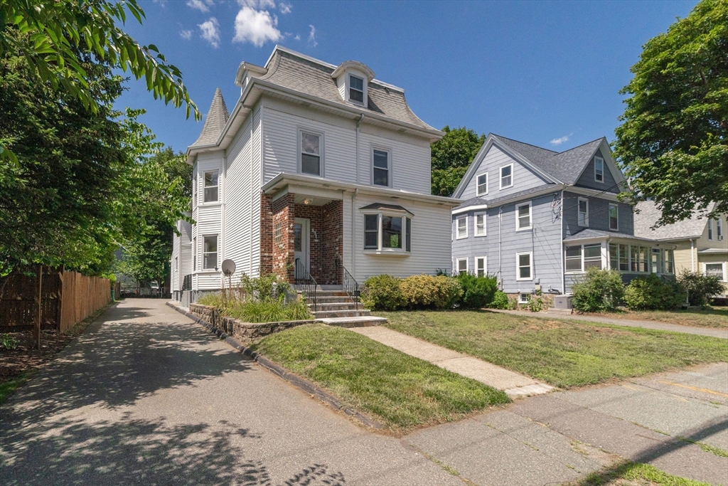371 Cherry St.