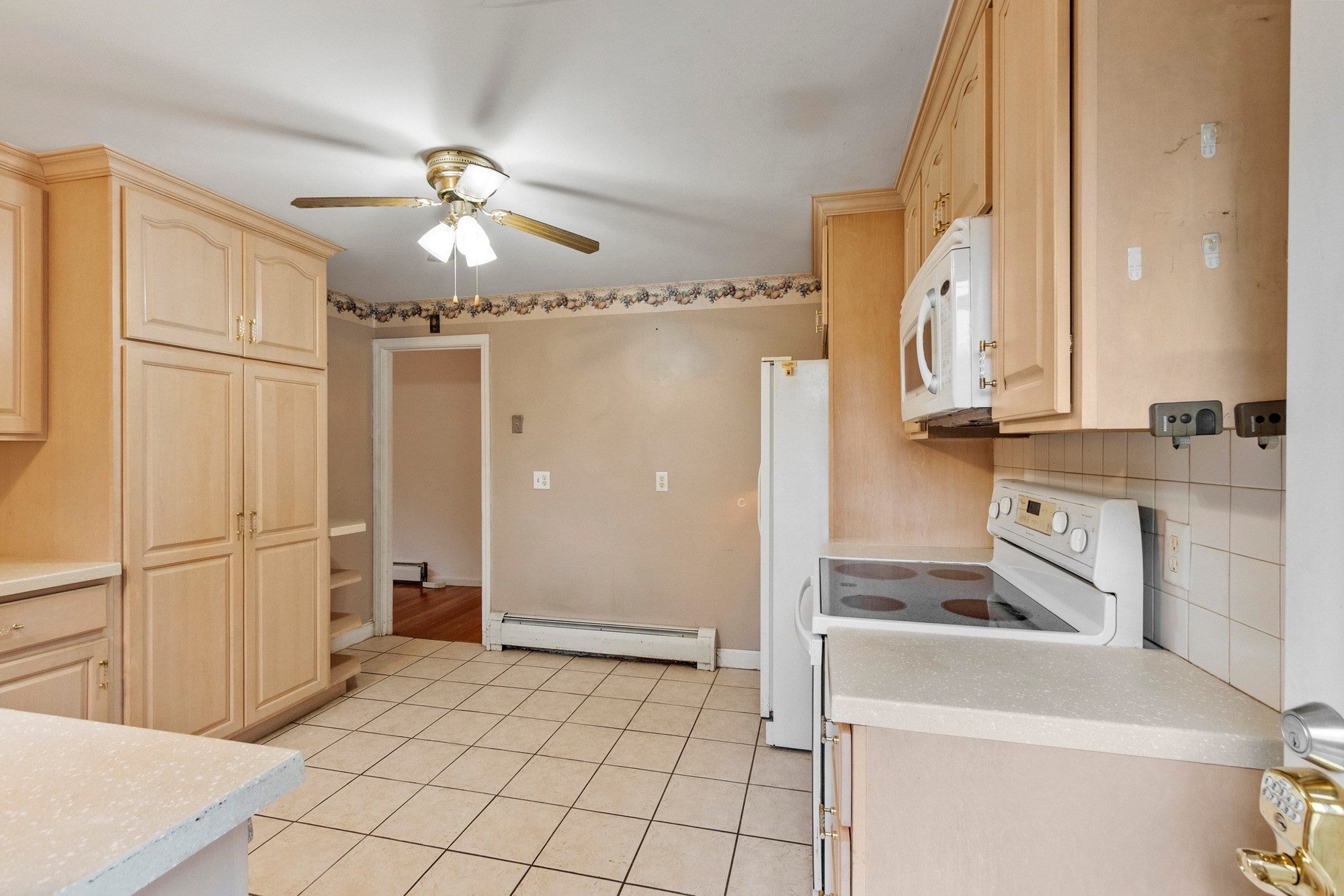 1106 Wachusett St, Holden, MA Photo #23