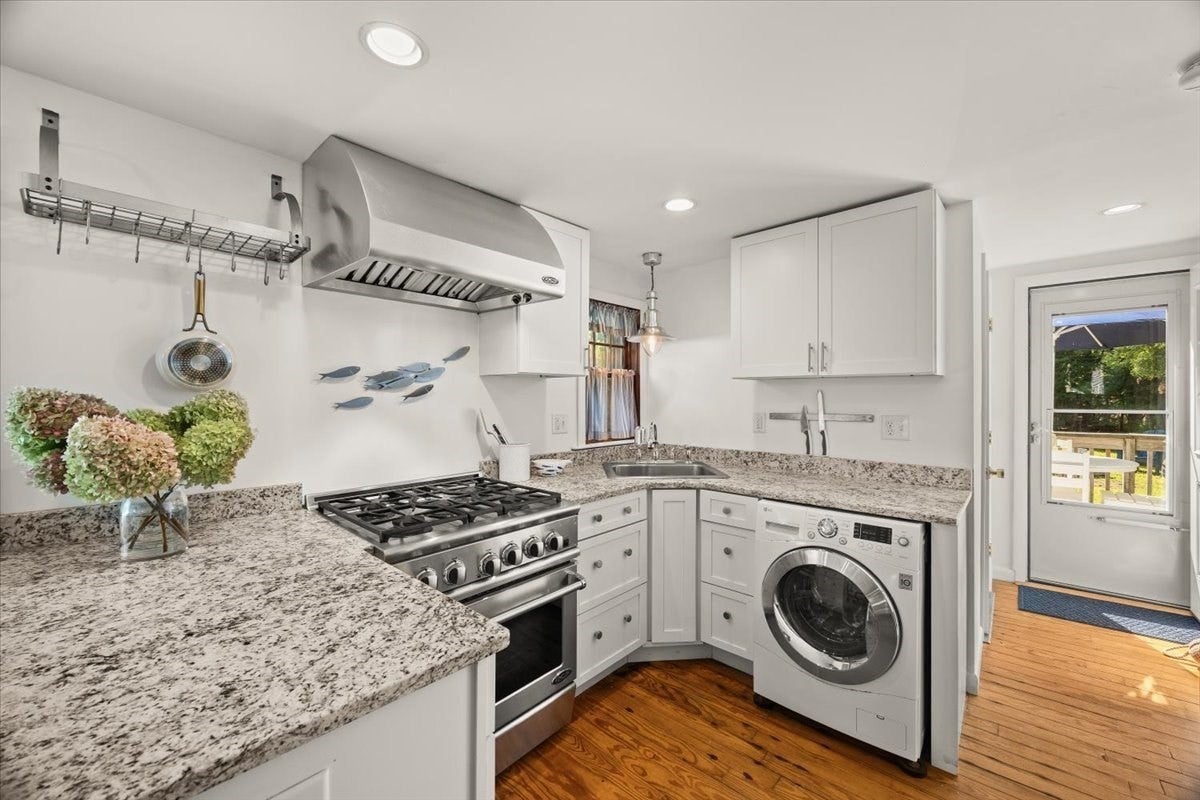 21 Harborview Dr, Falmouth, MA, 21 Harborview Dr, Falmouth, MA Photo #11