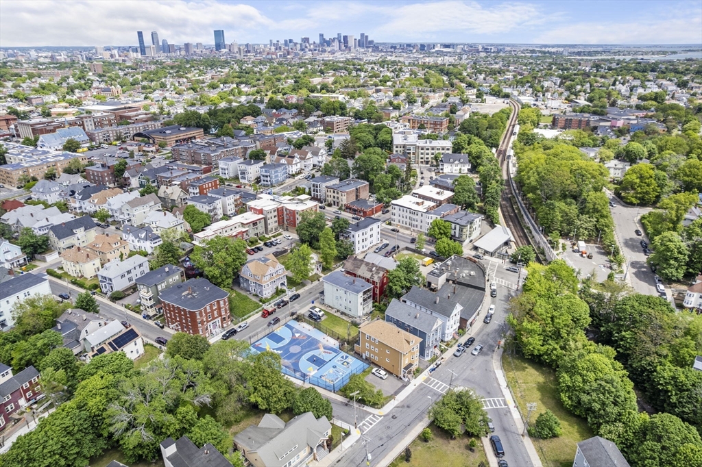 Boston, Massachusetts 02121, United States, 9 Bedrooms Bedrooms, ,3 BathroomsBathrooms,Residential,Active,139321