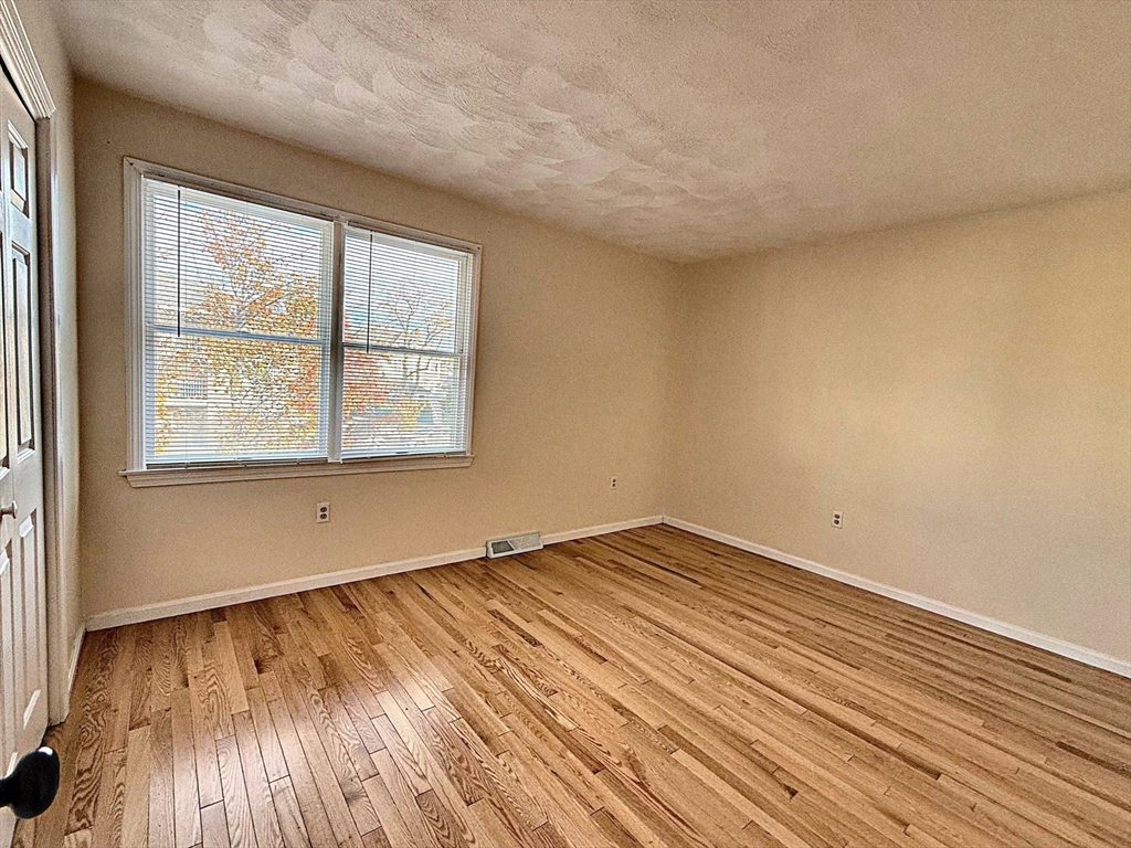 88 Belmont St #88, Lowell, MA Photo #6