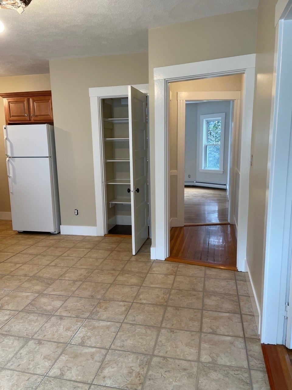 87 Pond St #2, Waltham, MA, 87 Pond St #2, Waltham, MA Photo #6