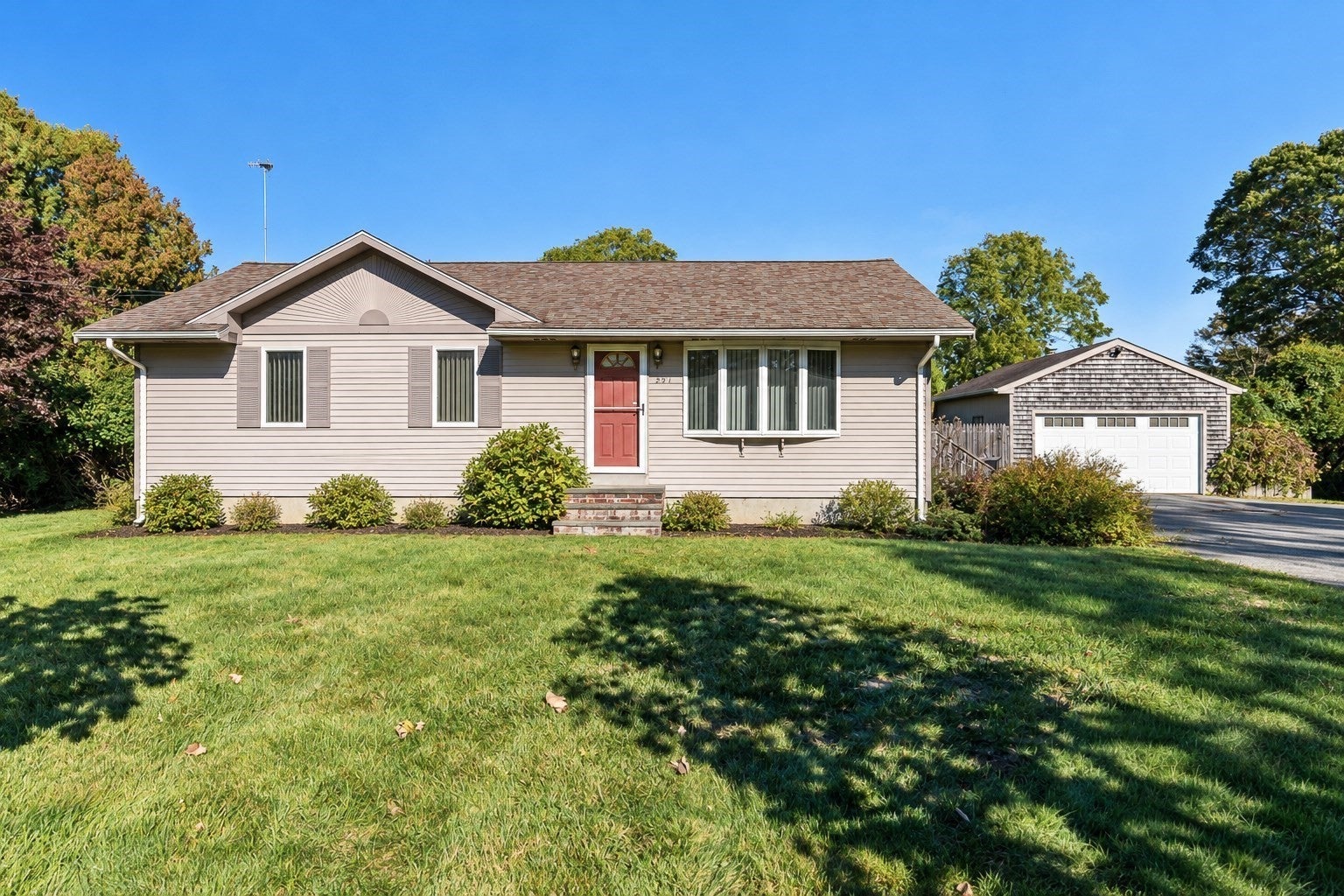 297 Bakerville Rd, Dartmouth, MA, 297 Bakerville Rd, Dartmouth, MA Photo #1