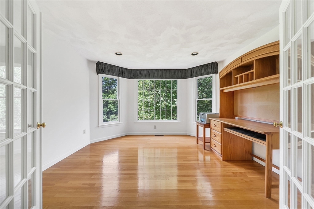 83 Jefferson Rd